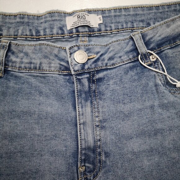 NWT Refuge Denim Rio Ladies Size 15 Mid Rise Push Up Light Wash Stretch Jeans - Picture 10 of 15